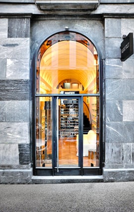A NEW MILAN BOUTIQUE