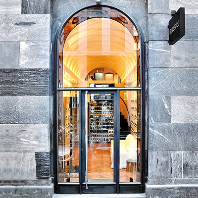 A NEW MILAN BOUTIQUE